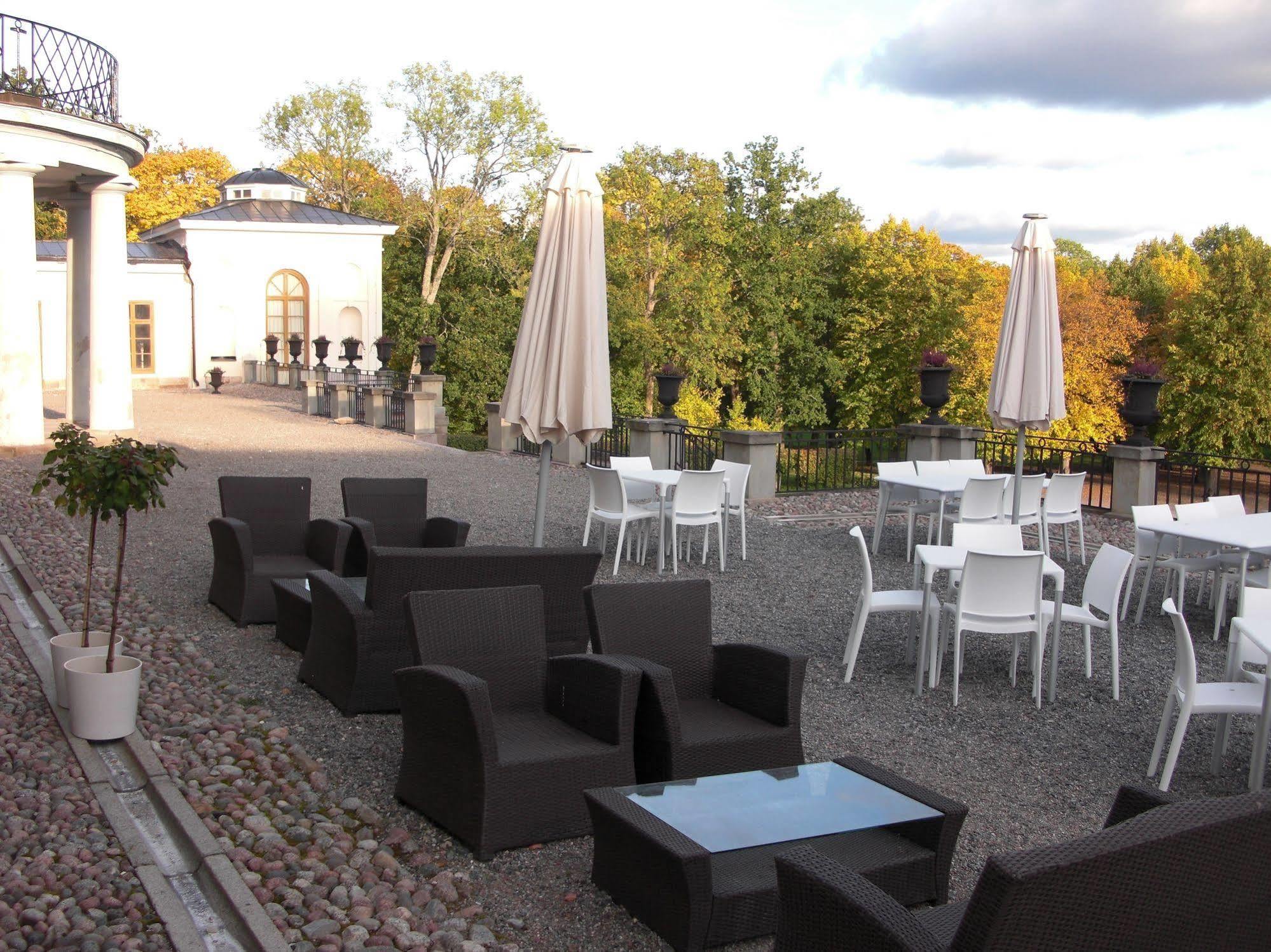 Rosersbergs Slottshotell Exterior foto